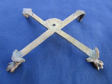 Ancien socle pieds horloge pendule doré 9,5 x 12,5 cm