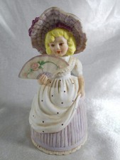 CLOCHE / FIGURINE PORCELAINE BISCUIT " CHARLOTTE " MARJORIE SARNAT INDONESIE