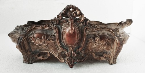 Jardinière régule style