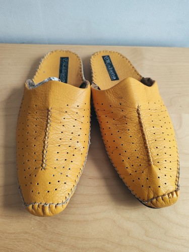 Babouche cuir jaune neuve - cuir,