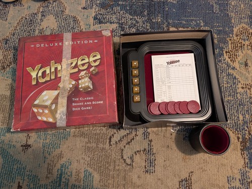 1997 milton bradley yahtzee - milton,