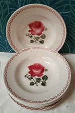 5 Assiettes ( 4 creuses 1 Plate) Badonviller Modèle Germaine Décor Rose Rouge