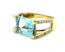 MAGNIFIQUE BAGUE OR 18 CARATS