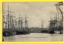 cpa FRANCE PAIMPOL Les GOËLETTES d'ISLANDE Reunies dans le BASSIN Voiliers Pêche