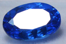 Pierre précieuse ovale non