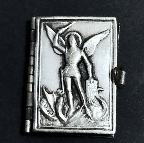 Ancien livre miniature photo - miniature,