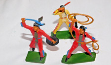 1) lot de  3 indiens  starlux tomawak lasso  carabine  complets en plastique