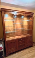 Bibliothèque / vitrine en Merisier massif, une création unique.