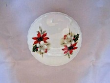 Vintage Porcelain Christmas Folwered Trinket Box ~ 4.0” Dia