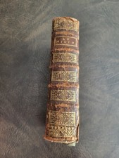 ANCIEN LIVRE MILITAIRE EN