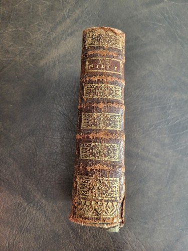 Ancien livre militaire - livre, en