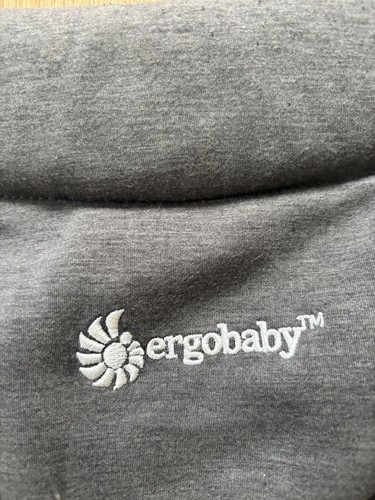 Ergobaby embrace porte bébé - embrace, porte-bébé