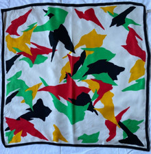 Foulard vintage en soie 80cm x 80cm scarf à saisir