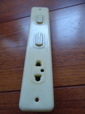 Arnould Interrupteur europa ivoire trianon double bouton poussoir + prise rasoir