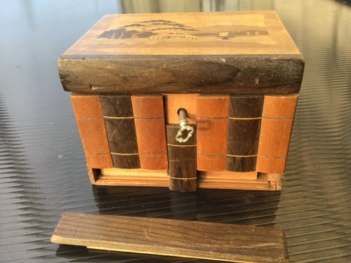 Jolie boîte secret avec sa - à,