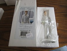 Bride in elegant pant suit