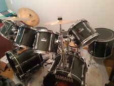 Batterie YAMAHA double grosse caisse tom 10 a 18 complet