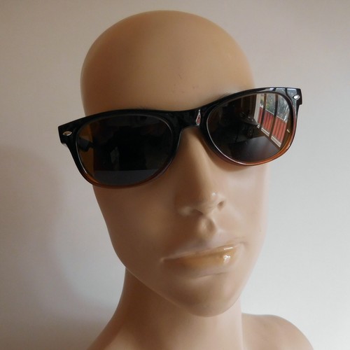 Paire lunettes vue - , solaire