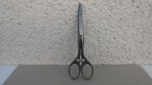 Ancien ciseau couture - de, /