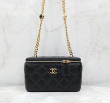 CHANEL Trousse de maquillage