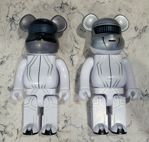 Daft punk tron legacy - tron, 400%