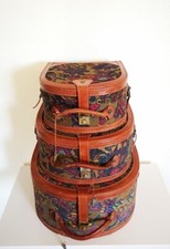 Vintage Très Bel Ensemble 3 Bagages Main Valise Gigogne Cuir et Tissu Clés