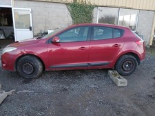 Bouton de coffre RENAULT