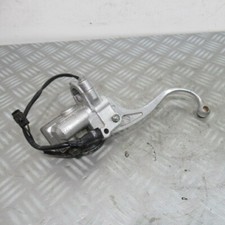 Maitre cylindre avant droit