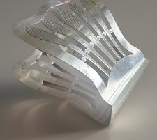 JOLIE PINCE A ASPERGE EN MÉTAL ARGENTÉ DECOR AJOURÉ