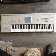 Korg Triton Studio 61Key