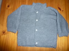 Gilet en laine 3 mois ou bébé reborn