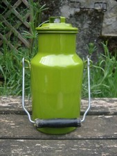 Ancien pot à lait en Tôle émaillée Vintage