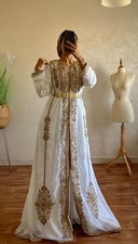 Robe caftan Blanc Disponible En Rose Taille L Neuf Emballé