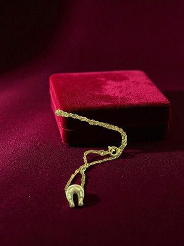 Collier pendentif fer - , à