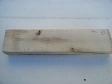 bois de houx ébénisterie coutellerie tournage lutherie