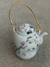 ancienne théière porcelaine