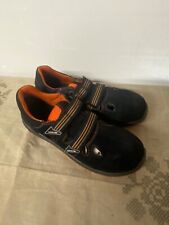 Chaussure de sécurité de marque le maître neuve jamais porté taille 43 noir