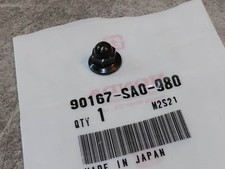 Ecrou borgne à embase M5 (noir) HONDA 90167-SA0-980