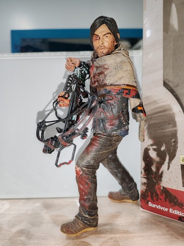 Figurine the walking - walking,