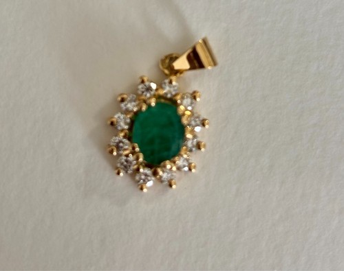 Pendentif émeraude - , et
