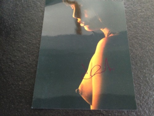 Autographe chanteuse et - la,
