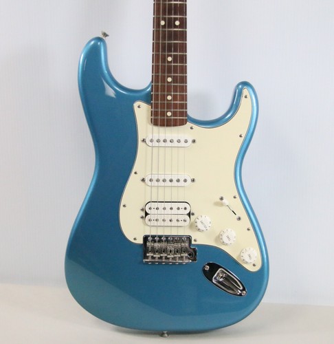 Fender standard stratocaster - fender,