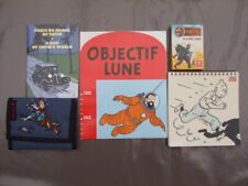 5 objets collection Tintin : Toise, carte du monde, jeu 54 cartes, calendrier