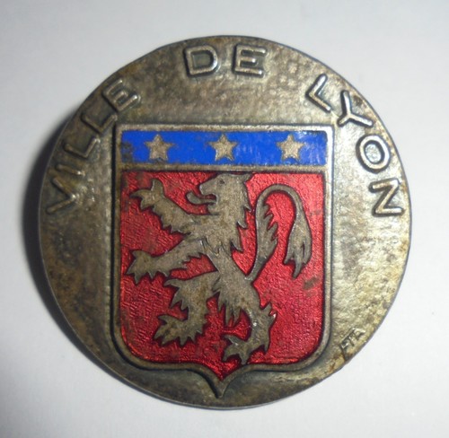 Insigne broche emaillee region - insigne,
