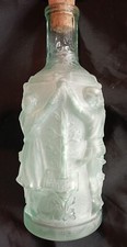 BOUTEILLE EN VERRE A SUJET  DANSEURS BASQUES DN3755