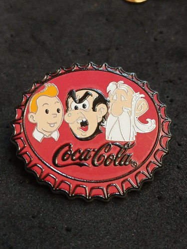 Pin tintin schtroumpfs - pin’s,