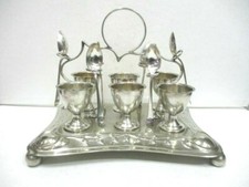 Ancien service à oeufs, de 6 coquetiers en métal anglais