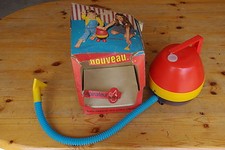 Jouet ancien aspirateur Noréda dans son emballage années 1960 enfants