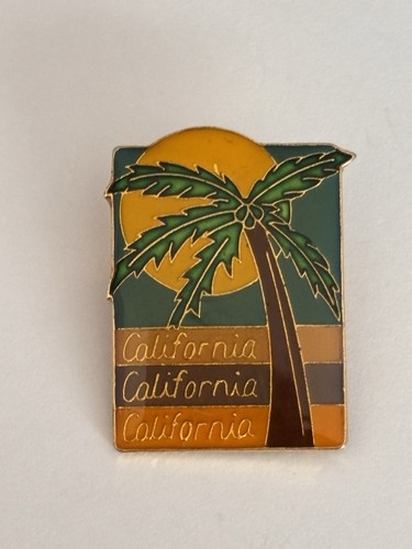 Broche brooch badge pin - badge,