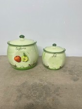 2 pot en céramique 1 pour l’ail et l’autre pour les oignons en bonne état